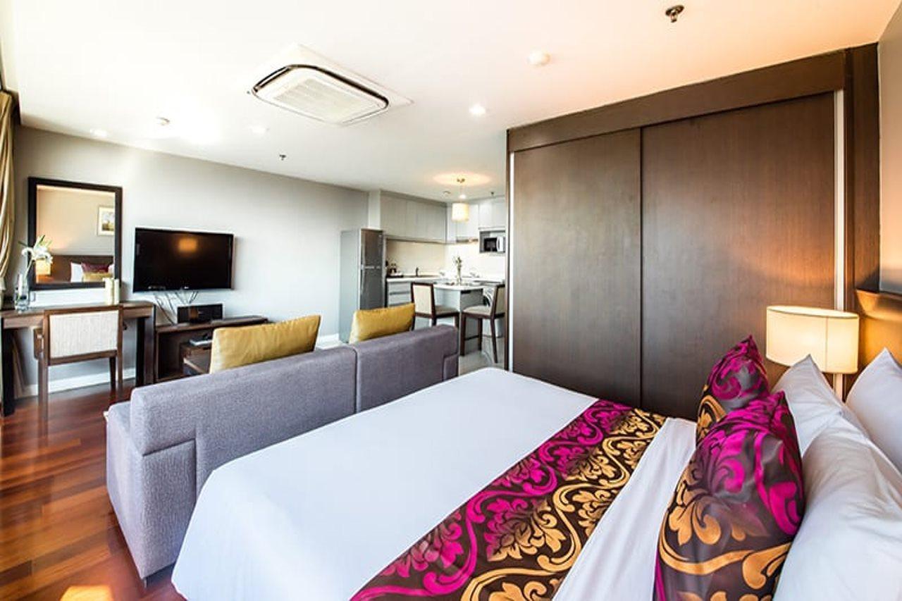 Royal Suite Hotel Бангкок Екстер'єр фото