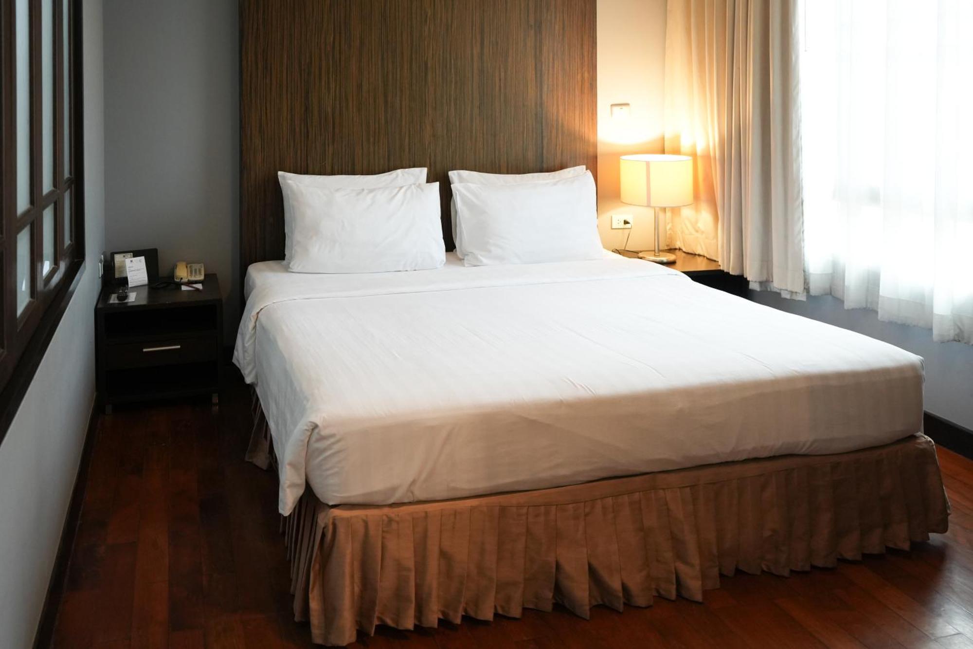 Royal Suite Hotel Бангкок Екстер'єр фото