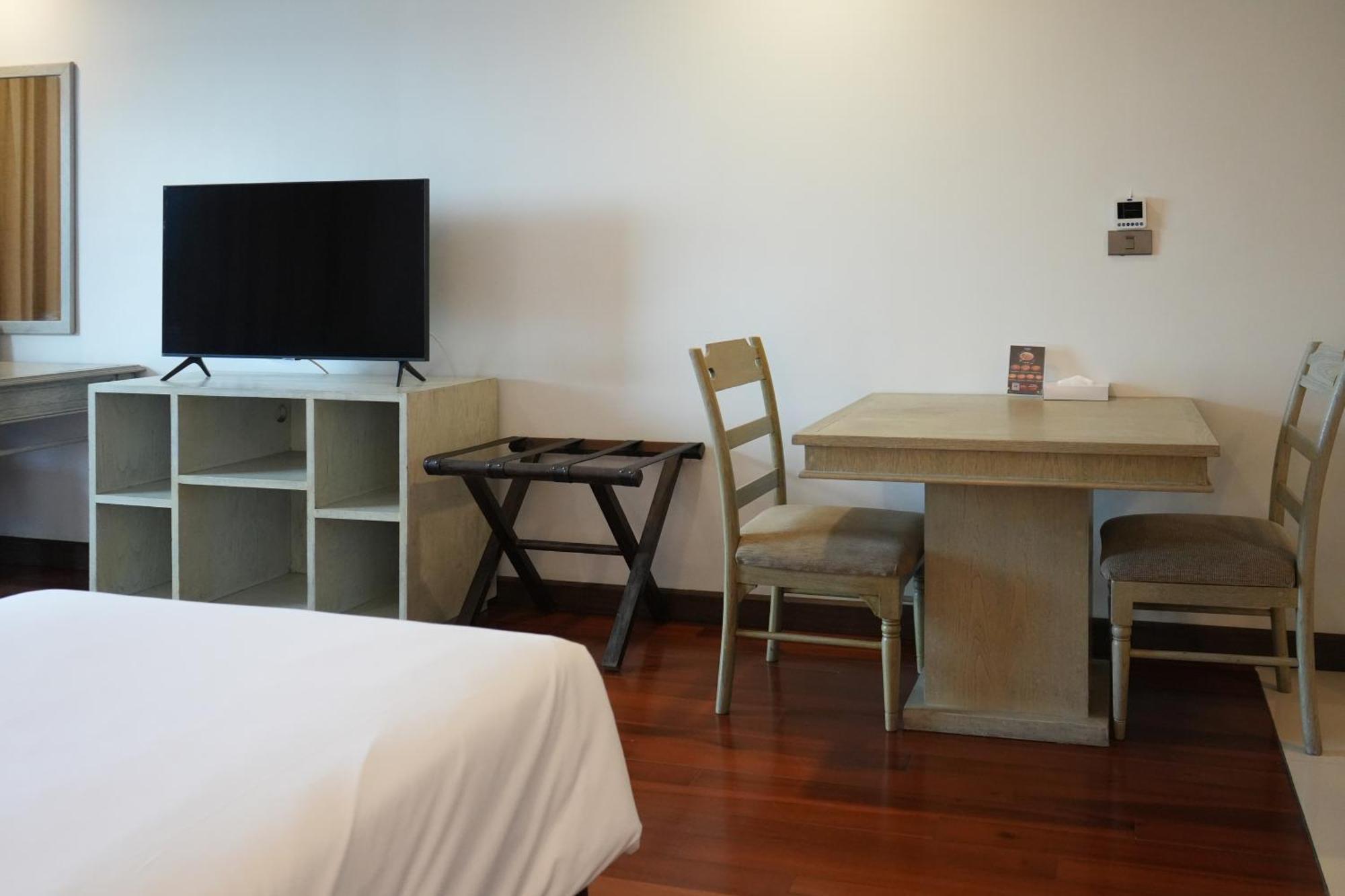 Royal Suite Hotel Бангкок Екстер'єр фото