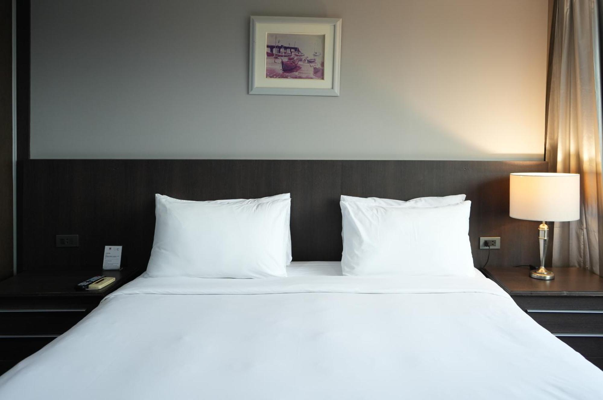 Royal Suite Hotel Бангкок Екстер'єр фото
